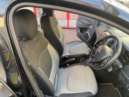 2015 Renault Captur LIFE 1.5 DCI 90 4DR €7,995 thumbnail