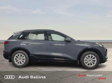 2025 Audi Q6 E-TRON PERFORMANCE ADVANCE With Upgraded Seats €63,400 thumbnail