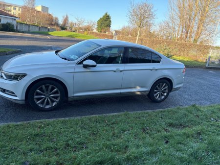 2015 Volkswagen Passat HIGHLINE 2.0 TDI MANUAL 6SPEED FWD 150HP 4DR €13,950 thumbnail