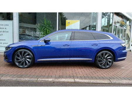 2025 Volkswagen Arteon 2.0TDI D7F 150HP R-LINE SHOOTING BRAKE, LAPIZ BLUE. €54,950