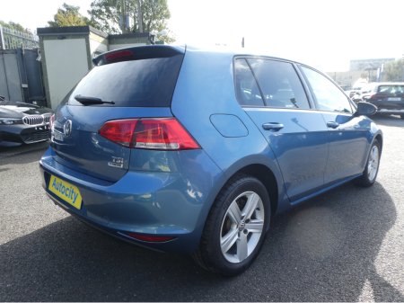 2015 Volkswagen Golf with NCT €13,950 thumbnail