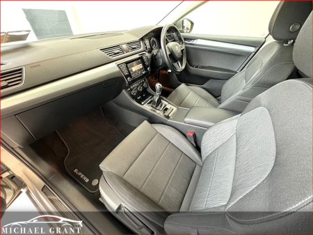 2018 Skoda Superb 1.6 TDI 120BHP STYLE ESTATE / IRISH CAR / FULL HISTORY €18,950 thumbnail