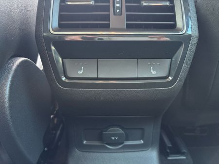 2026 Skoda Karoq Selection Plus 2.0TDI 115HP - Available for immediate 261 delivery €44,995 thumbnail