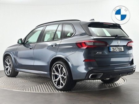 2021 BMW X5 xDrive45e M Sport €59,900