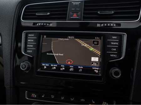 2017 Volkswagen Golf 2017 VW Golf 1.2tsi HIGHLINE/High spec/1yr warrant €16,888 thumbnail