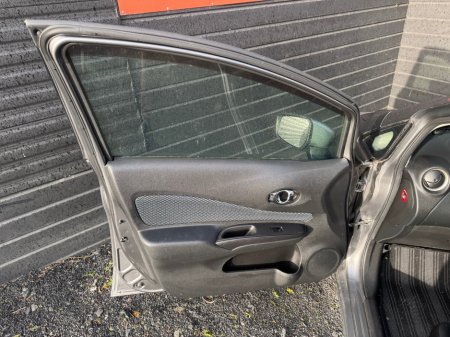 2015 Nissan Note 1.2 5DR AUTO €8,995 thumbnail