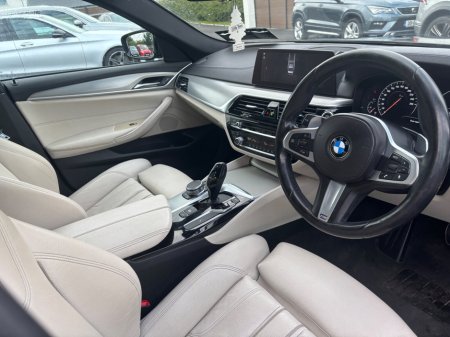 2019 BMW 5 Series 520d M Sport Auto €27,950