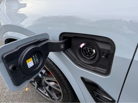 2024 BMW X5 ***SOLD***50E M SPORT//INCREDIBLE SPECIFICATION// VERY LOW MILEAGE//IMMACULATE THROUGHOUT//SIMI AND AA DEALER thumbnail