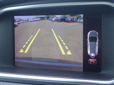 2019 Volvo V40 2.0 D4 SE LUXURY PLUS DIESEL AUTOMATIC // MASSIVE SPEC //  HALF HEATED LEATHER // REVERSING CAMERA // CRUISE CONTROL // LANE ASSIST // COLLISION WARNING SYSTEM // UPGRADED SPORT ALLOYS €19,950 thumbnail