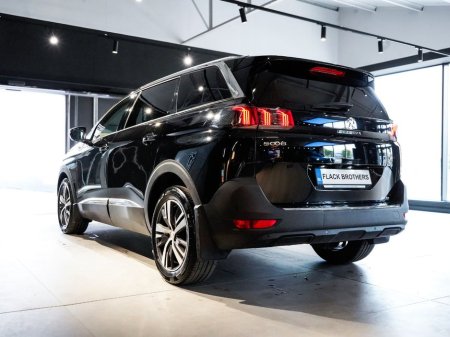 2022 Peugeot 5008 FL Allure 1.5 Blue HDI 130 AUT €39,500