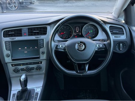 2017 Volkswagen Golf 1.2 TSI COMFORTLINE AUTO €17,450 thumbnail