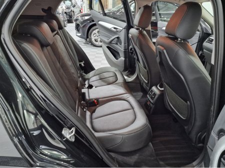 2019 BMW X2 X-DRIVE 20D SE AUTOMATIC **HIGH SPEC / 18" UPGRADED ALLOYS / CRUISE CONTROL / ELECTRIC BOOTLID / FULL BLACK LEATHER / HEADS UP DISPLAY / REVERSE CAMERA / SAT NAV / WIRELESS PHONE CHARGING** €22,900 thumbnail