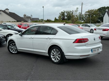 2017 Volkswagen Passat ELEGANCE 1.4 SALOON AUTOMATIC * REAR VIEW CAMERA, PARKING SENSORS FRONT & REAR, ADAPTIVE CRUISE CONTROL, PADDLE SHIFT, 3 STAGE HEATED SEATS, HALF ALCANTARA SEATS, ELECTRIC SEATS DRIVERS SIDE* €18,950