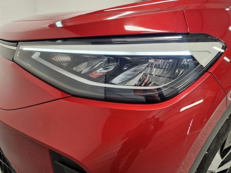 2022 Volkswagen ID.4 LIFE 77kWh 204HP €23,975 thumbnail
