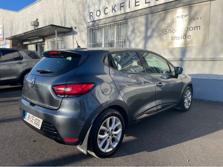 2018 Renault Clio DYNAMIQUE NAV 1.2 - NEW NCT - BLUETOOTH STREAMING - 270TAX €10,750 thumbnail