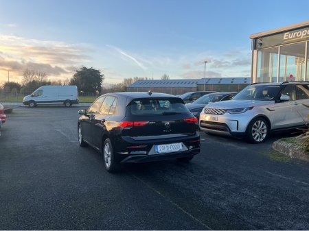 2023 Volkswagen Golf 2.0L DIESEL 150BHP €29,995 thumbnail