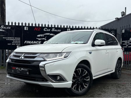 2017 Mitsubishi Outlander 2.0 4H PHEV 200BHP 5 5DR AUTO €17,950 thumbnail