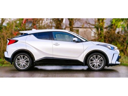 2023 Toyota C-HR HYBRID SOL 4DR AUTO €29,000