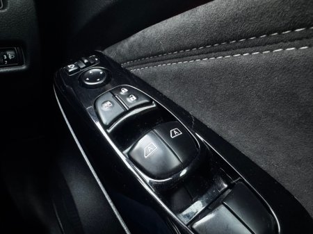 2020 Nissan Juke Tekna+ thumbnail