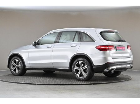 2017 Mercedes-Benz GLC Class 220 D 4MATIC *FULL BEIGE LEATHER* €29,890 thumbnail
