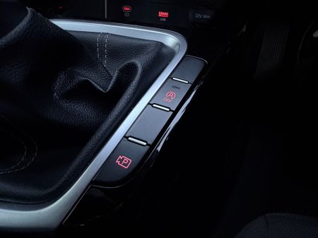 2025 Kia Ceed 1.0 GTL MY25, *sold* €27,900 thumbnail