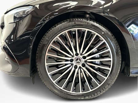 2025 Mercedes-Benz E Class E300 DE AMG Edtition + PHEV €84,900 thumbnail
