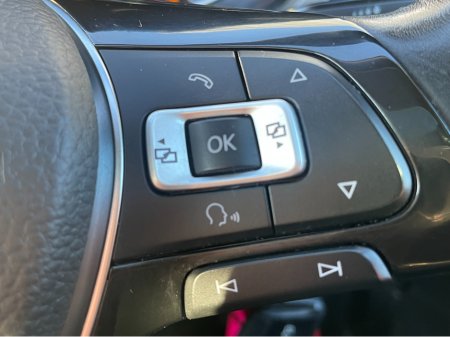 2016 Volkswagen Touran CL BLUEMOTION 2.0 TDI MANUAL 6SPEED FWD 150 5DR €13,950 thumbnail