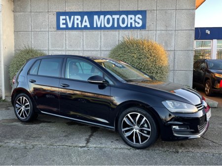 2017 Volkswagen Golf HIGHLINE AUTOMATIC 1.4 PETROL //HIGH SPEC//LOW MILES//KEYLESS ENTRY//REVERSE CAMERA//ADAPTIVE CRUISE CONTROL//BLIND SPOT WARNING// €16,950