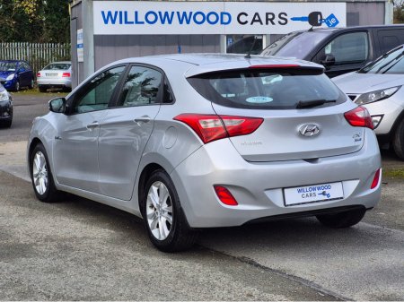 2015 Hyundai i30 1.6 DSL DELUXE 4DR €8,999