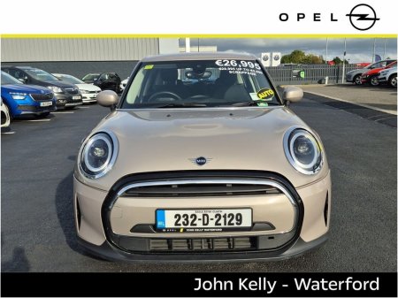 2023 MINI Hatch Cooper Classic Auto €26,995