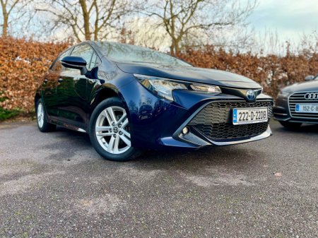 2022 Toyota Corolla LUNA AUTO HYBRID | EXCELLENT 1 OWNER EXAMPLE | STUNNING COLOUR | SOLD WITH 12 MONTH TOYOTA WARRANTY | COMPETITIVE FINANCE AVAILABLE | WALKAROUND VIDEO ON REQUEST. €23,950