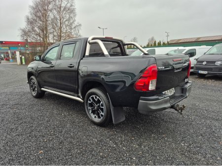 2018 Toyota Hilux 2.4 D-4D ACTIVE DC 4WD 14 148HP 4DR €21,950 thumbnail