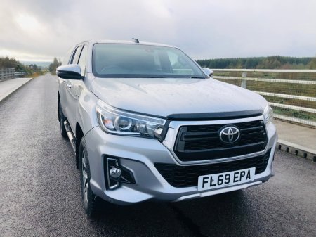 2021 Toyota Hilux  thumbnail