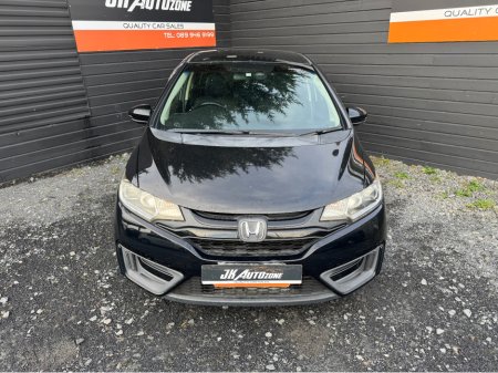 2016 Honda Fit 1.5 HYBRID AUTO €9,995