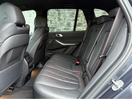 2022 BMW X5 G05 XDRIVE 45E M SPORT M PERFORMANCE €57,950 thumbnail