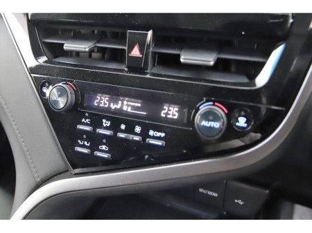 2021 Toyota Camry 2.5 HYBRID *REVERSE CAM*PEARL PAINT*PARK SENSORS* €30,490 thumbnail