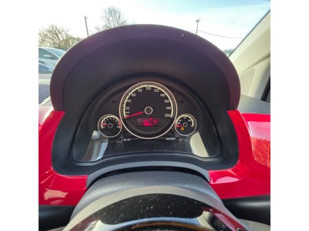 2014 Volkswagen up! 1.0 75BHP TAKE UP €6,950 thumbnail
