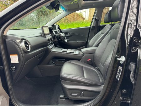 2022 Hyundai Kona  €23,950 thumbnail