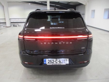 2025 Leapmotor C10 EREV 28.4kWh Design €45,950
