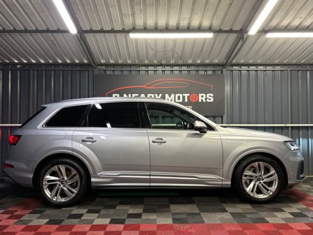 2021 Audi Q7 55 TFSI e S Line €53,950
