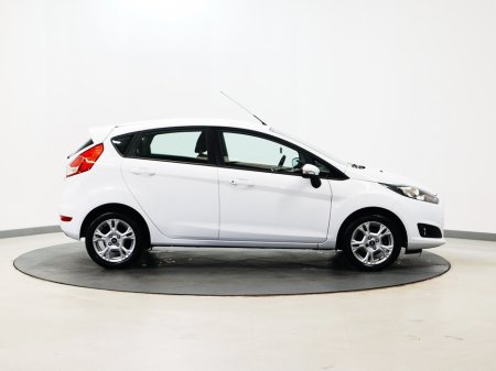 2013 Ford Fiesta *42* ZETEC 1.0 65PS M5 4DR MCA €7,990