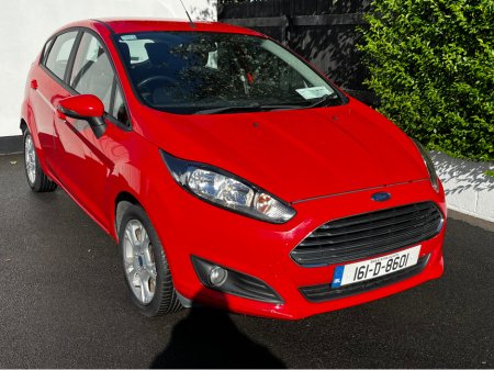 2016 Ford Fiesta ZETEC 1.25 5 DOOR €9,850