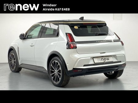 2025 Renault 5 EV50 150hp Iconic €31,995