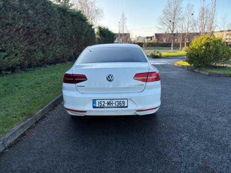 2015 Volkswagen Passat HIGHLINE 2.0 TDI MANUAL 6SPEED FWD 150HP 4DR €13,950 thumbnail