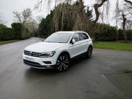 2017 Volkswagen Tiguan CLA 180 AMG LINE A/T €23,995 thumbnail