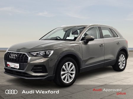 2024 Audi Q3 45 TFSIe 245 SE ST €418p/m €42,675