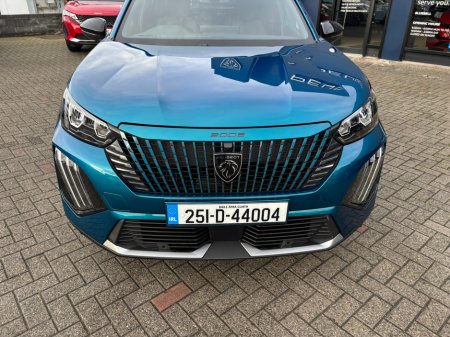 2025 Peugeot 2008  €30,950