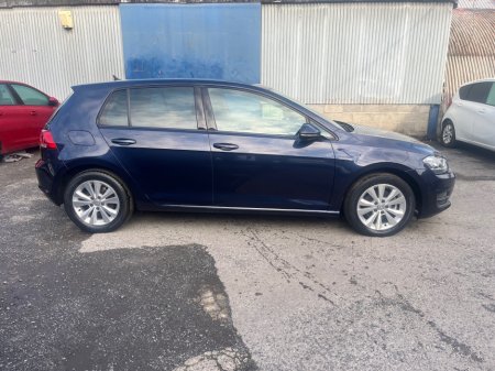 2016 Volkswagen Golf COMFORTLINE, VERY LOW MILEAGE €14,950