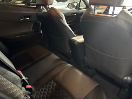 2023 Toyota C-HR HYBRID SOL 4DR AUTO €25,499 thumbnail