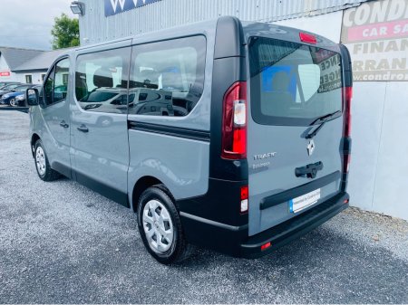 2023 Renault Trafic 2.0 DCI SL28 BUSINESS BLUE 9 SEATER ( 231 REG ) €53,950